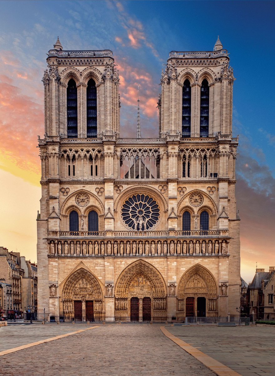 Il y a 6 ans, Notre-Dame de Paris s’effondrait sous les flammes.

Aujourd’hui, restaurée, elle se tient debout, fière et intacte.

En cette Semaine Sainte, sa renaissance nous rappelle que la lumière triomphe des cendres, et que la foi relève ce que le feu croyait détruire.

⛪️🇫🇷