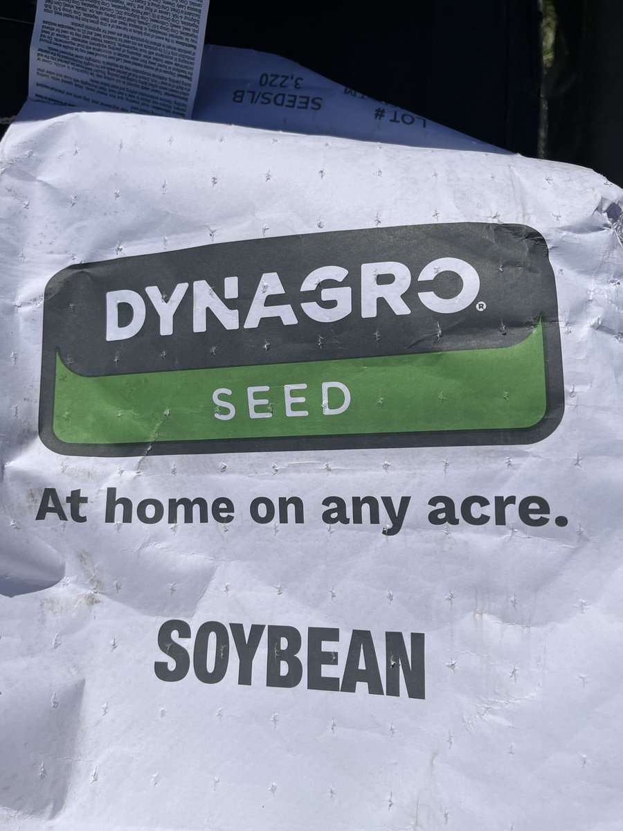 Great day to plant our Dyna Gro extend flex  and enlist soybeans variety trials at the Hopkinsville research farm. ⁦<a href="/DynaGroSeed/">Dyna-Gro Seed</a>⁩ ⁦<a href="/NutrienAgRetail/">Nutrien Ag Solutions</a>⁩