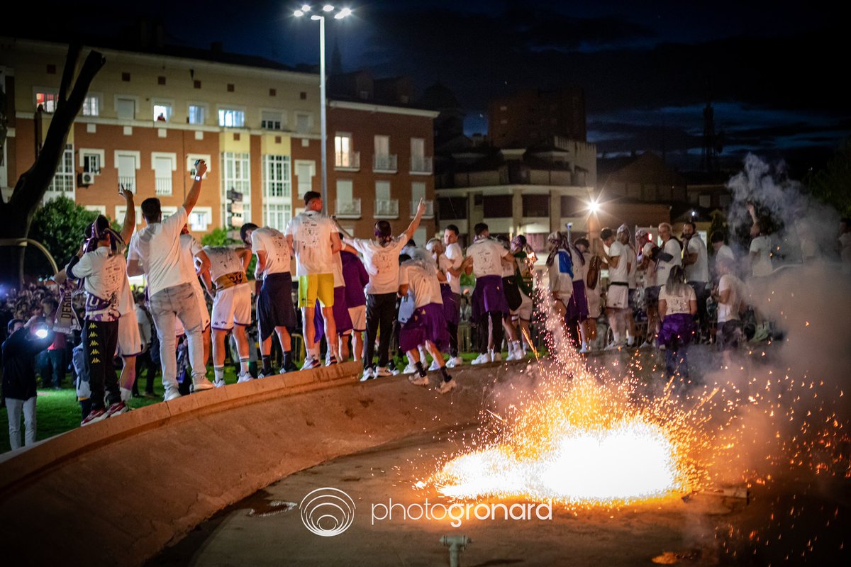 INEXPLICABLE 🥲
Os quiero <a href="/deporguada/">C.D. Guadalajara 🟣⚪️</a> 
¡ C A M P E O N E S !