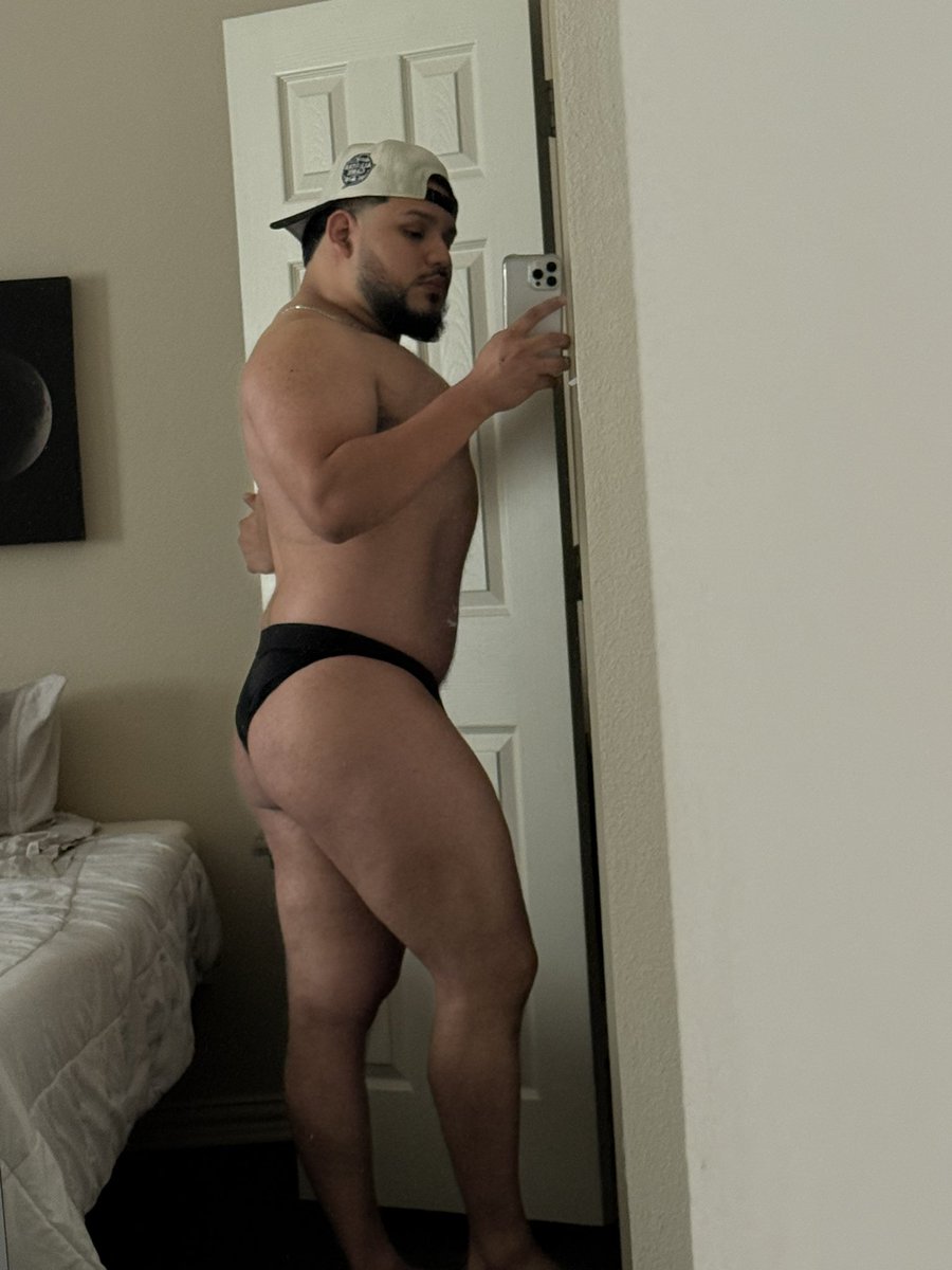 StanleyCabrera3's tweet photo. 🫢🙈🥵 stress relief. https://t.co/UpFJEiwWKn