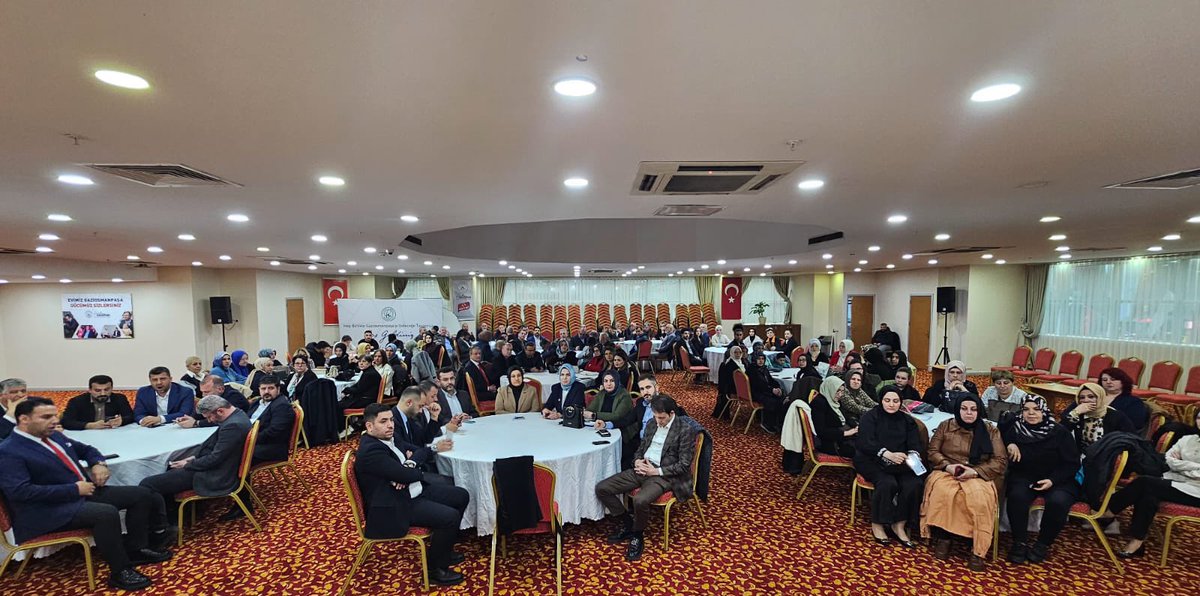 FatihAydemirGOP's tweet photo. 📌Genişletilmiş İlçe Yönetim Kurulu Toplantımızı İl koordinatörümüz Sn Orhan Narin ve Kadın Kolları il koordinatörü Sn Sevdenur Şirin’in katılımlarıyla gerçekleştirdik. Toplantımızda, partimizin vizyonu doğrultusunda yerel çalışmalarımızı değerlendirerek sahadaki çalışmalarımızı gözden geçirdik ve önümüzdeki dönem için yol haritamızı belirledik.

Katılım sağlayan tüm dava arkadaşlarımıza teşekkür ediyor, ortak akıl ve istişare kültürüyle hareket ederek partimizi daha ileriye taşımaya kararlılıkla devam edeceğimizi vurgulamak istiyorum.

Birlikte başaracağız, birlikte kazanacağız.