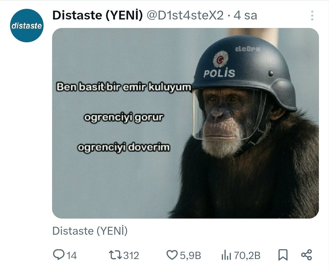 Bu ne Kepazelik ? Başıboş iti dışarı salıp uslu durmasını mı bekliyorsunuz ? 

Polise maymun benzetmesi yapan bu Distaste iti daha kaç kere serbest kalacak ? 

Polise hakaret eden Distaste Tutuklansın ! <a href="/EmniyetGM/">Türk Polis Teşkilatı</a> <a href="/AliYerlikaya/">Ali Yerlikaya</a> <a href="/aslandegirmenci/">Aslan Değirmenci</a>