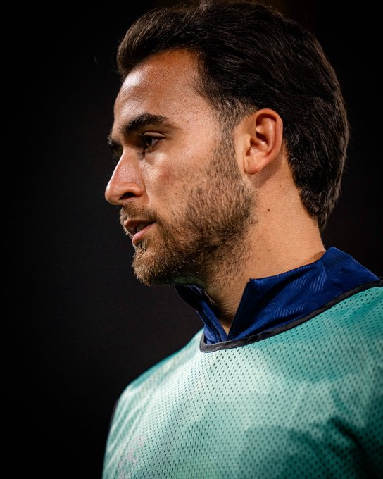 FCBarcelona's tweet photo. 🔄 Substitutions

→🟢 Ferran Torres
←🔴 Lamine Yamal

→🟢 Eric Garcia
←🔴 Fermín

#BVBBarça @ChampionsLeague https://t.co/Jehvs9ufPS