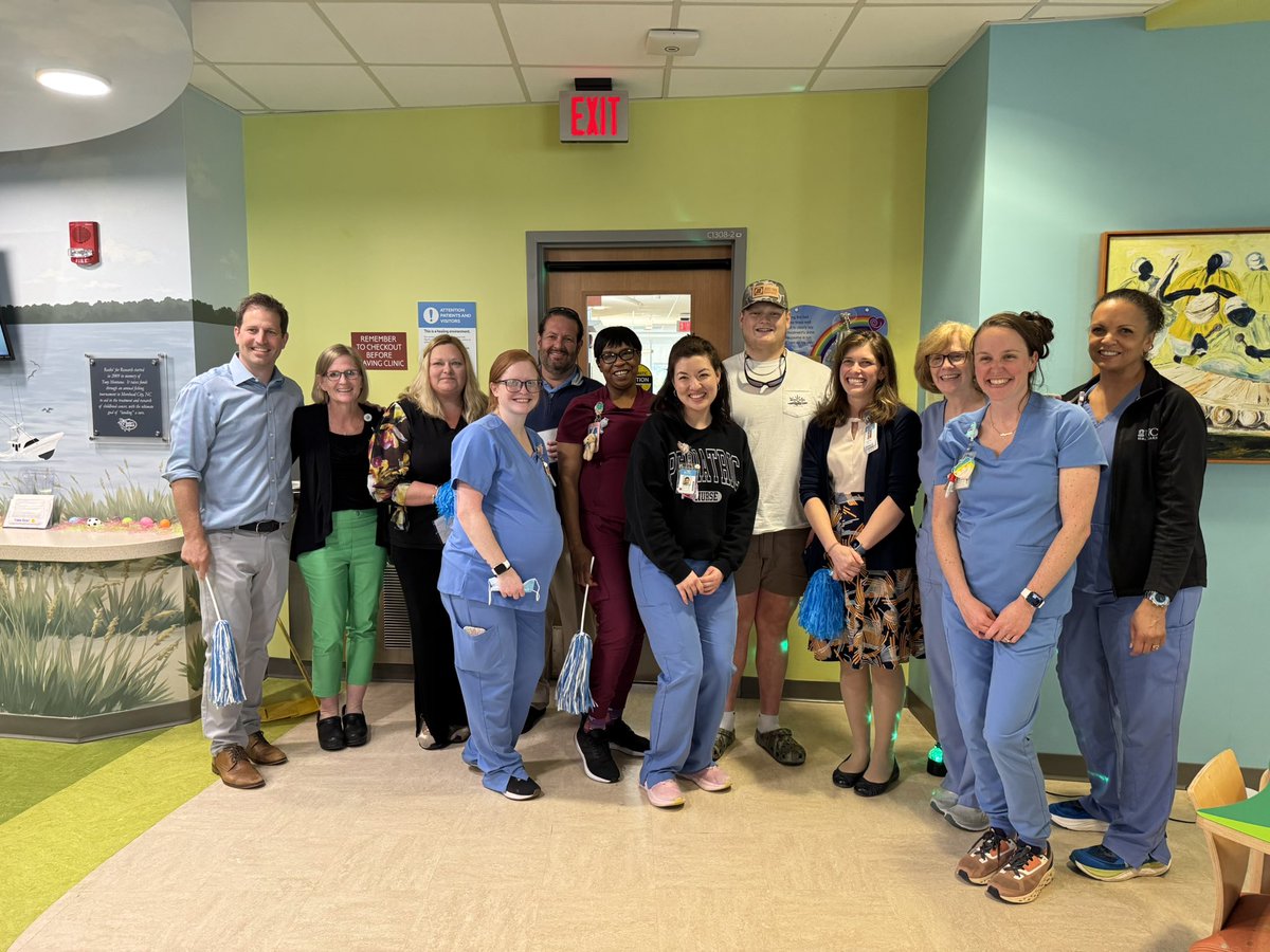 _gavinmarks's tweet image. Something about that last chemo!!🔔