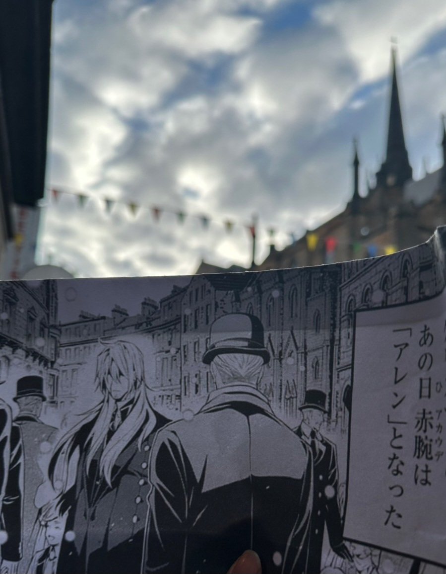 ponkotsuuublues's tweet photo. 実際はね、ここからクロスはアレンたちは見えてないんですよ（笑）
Actually Cross cannot see Allen and Mana from here, there is a wall between them 🤣🤣 https://t.co/W4dWIC2aTX