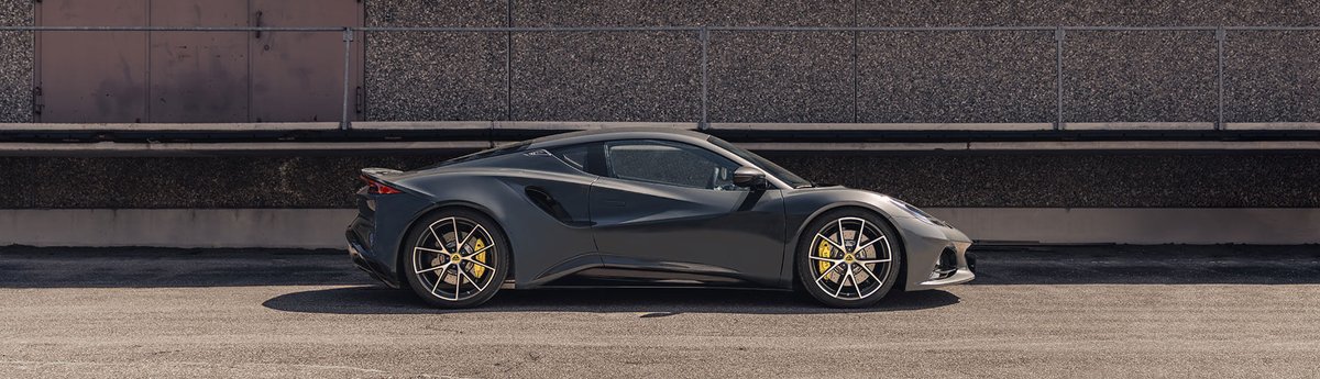 therealyungfast's tweet photo. Lotus Emira, thoughts? #sportscars https://t.co/jC0zFJ8Wlk
