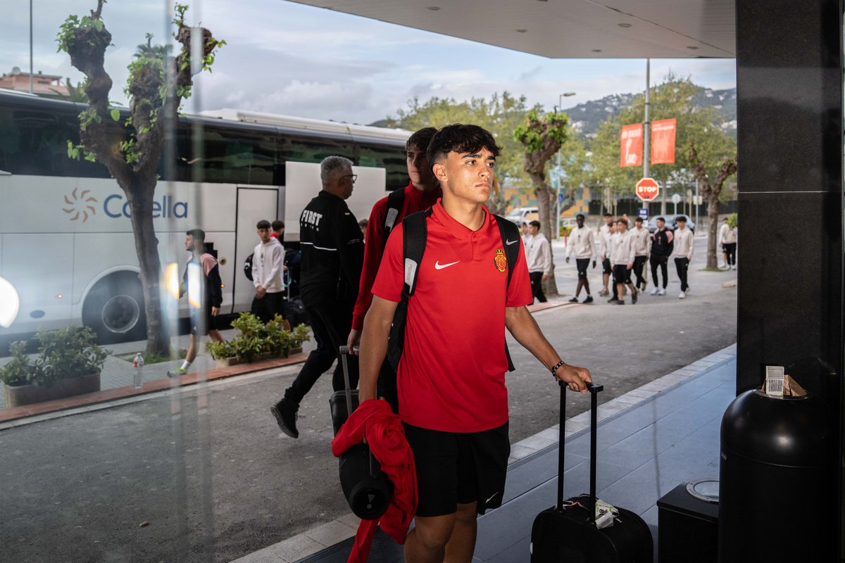 micfootballcup's tweet photo. 👋 ¡Los equipos ya están en sus hoteles! 

📷 Víctor Cuervo

#WeAreMIC | #DreamsAreReal https://t.co/LyPceXMFvt