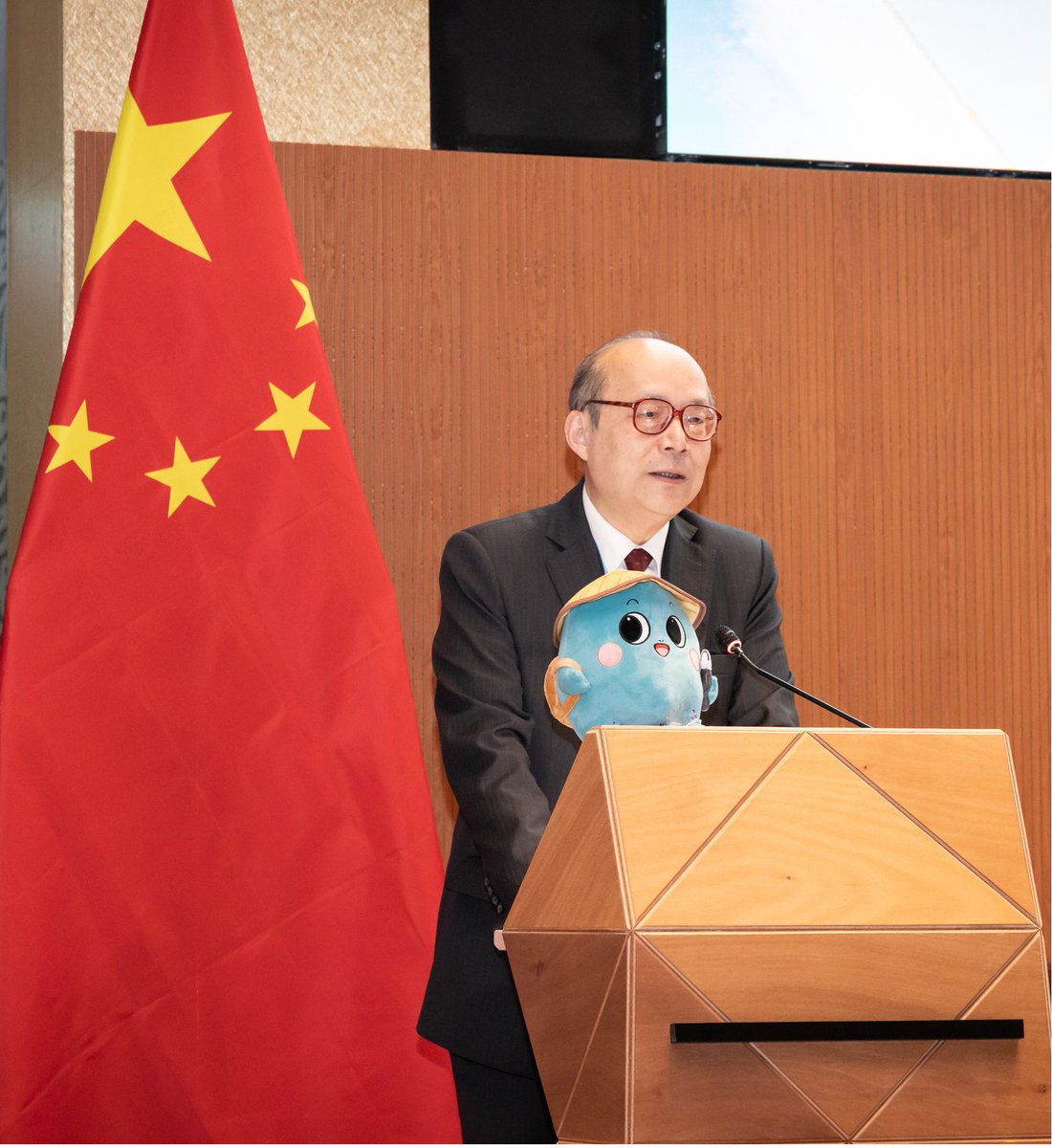 Chen Xu 陈旭 (@amb__chenxu) on Twitter photo Delighted to present with <a href="/UN_Valovaya/">Tatiana Valovaya, Director-General of UN Geneva</a>, DG of UN Geneva, and Mr. SHEN Haixiong, President of the China Media Group, as well as other distinguished guests, in celebrating this year’s UN Chinese Language Day. The exhibitions of Landscape Legacies and Living Heritage tell the unique Delighted to present with <a href="/UN_Valovaya/">Tatiana Valovaya, Director-General of UN Geneva</a>, DG of UN Geneva, and Mr. SHEN Haixiong, President of the China Media Group, as well as other distinguished guests, in celebrating this year’s UN Chinese Language Day. The exhibitions of Landscape Legacies and Living Heritage tell the unique
