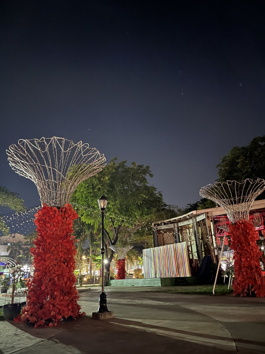 RatedBJs's tweet image. Who’s here? 📍Plaza Mabini