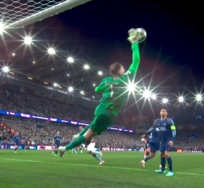 🔴 Aston Villa 3-2 PSG !

C'EST FAIT, PARIS SAINT-GERMAIN EN DEMI !

C'était chaud 🔥🔥 Mais le PSG est qualifié pour les demi-finales de la Ligue des champions grâce à sa victoire à l'aller 3-1 ! 

#AVFCPSG
#UEFAChampionsLeague  #LigueDesChampions  #TeamPSG #Donnarumma