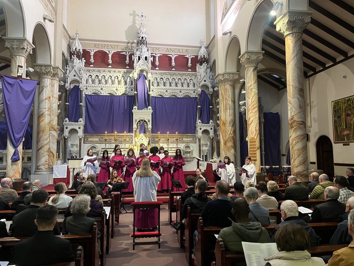 SalfordCathMus's tweet image. Beautiful performance of Pergolesi’s Stabat Mater by our Girls’ Choir and Cathedral Choir sopranos & altos, directed by Kathryn Bradley this evening. Huge well done to all our performers for doing such a great job.