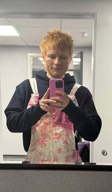 daniknowsluvit's tweet photo. #StreamBabyPink https://t.co/i4uH66eYOg