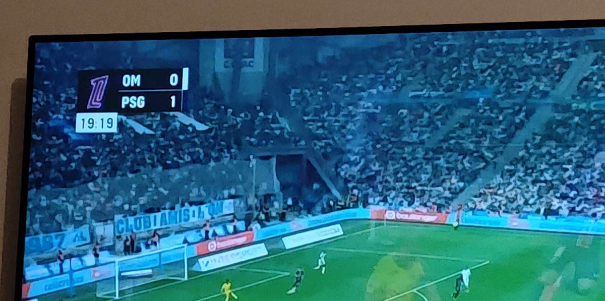 Raeksnake's tweet image. J'ai regardé #AVFCPSG sur @beINSPORTS_EN UK a peine la fin du match terminée ça coupe sur un résumé de ce match la. Y'a intention de nuire la...