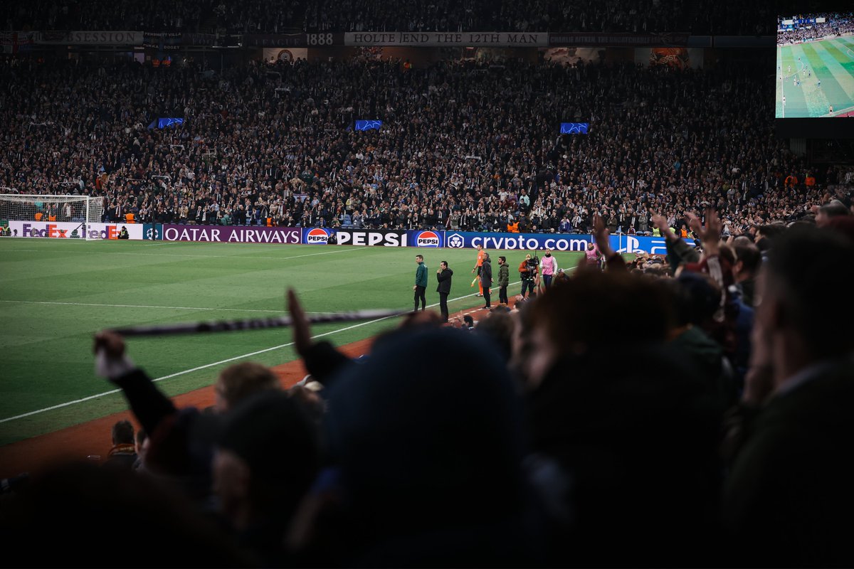 AVFCOfficial's tweet image. So incredibly proud.
Your support has been unbelievable and we'll go again starting on Saturday ๐