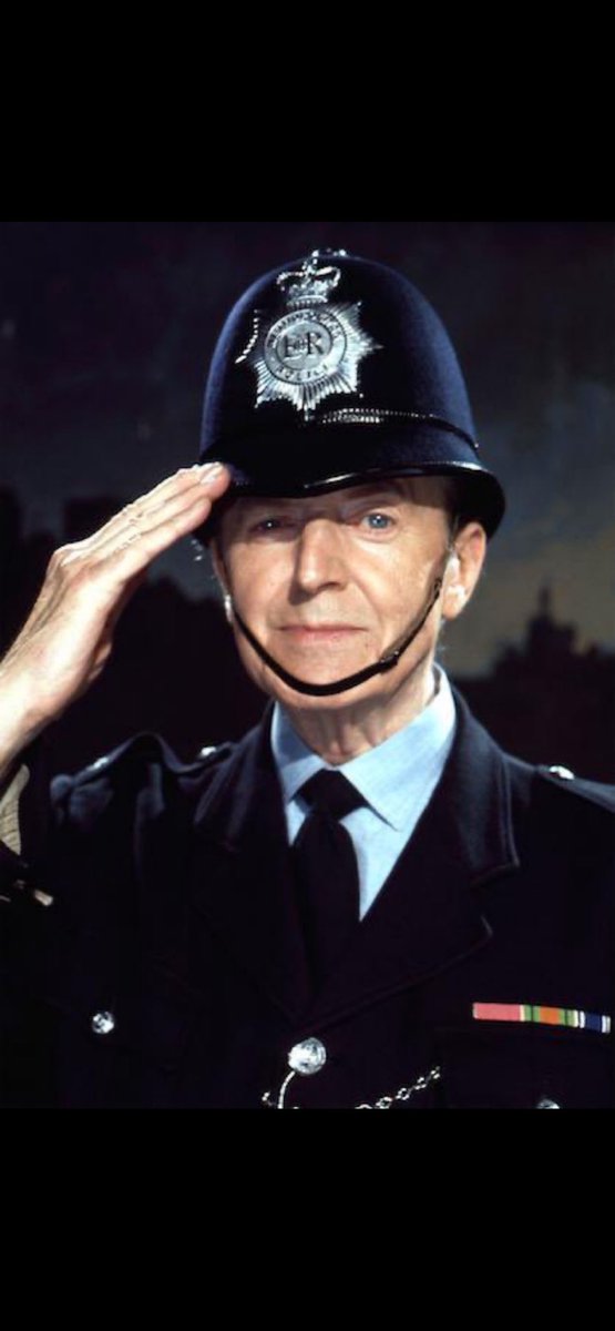 NormanBrennan's tweet image. Right folks I’m done long day; I’m little taken aback that ‘Peoples Petition’ to tackle Knife Crime &amp;amp; to Stop Parents planning Funeraks instead of Bright Futures hasn’t hit 100,000 already ⁦@EssexPR⁩ won’t give up👍

Stay Strong &amp;amp; Safe Nite 👇 ✍️ 👋

petition.parliament.uk/petitions/7024…