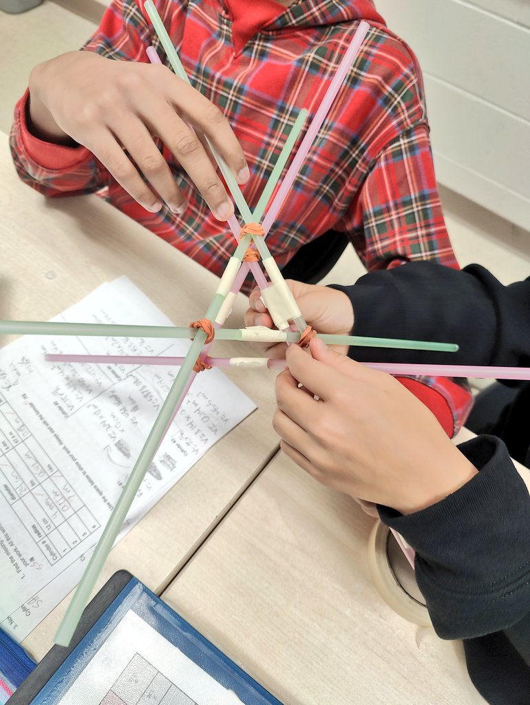 MrMacSCPS's tweet image. We&apos;re combining Math and Science in our egg drop challenge. 

We have to build the smallest/lightest container to safely contain an egg as it falls from the school&apos;s roof.

Bonus points go to the teams with containers that take the longest time to fall!