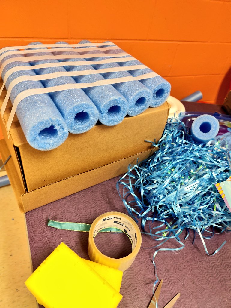 MrMacSCPS's tweet image. We&apos;re combining Math and Science in our egg drop challenge. 

We have to build the smallest/lightest container to safely contain an egg as it falls from the school&apos;s roof.

Bonus points go to the teams with containers that take the longest time to fall!