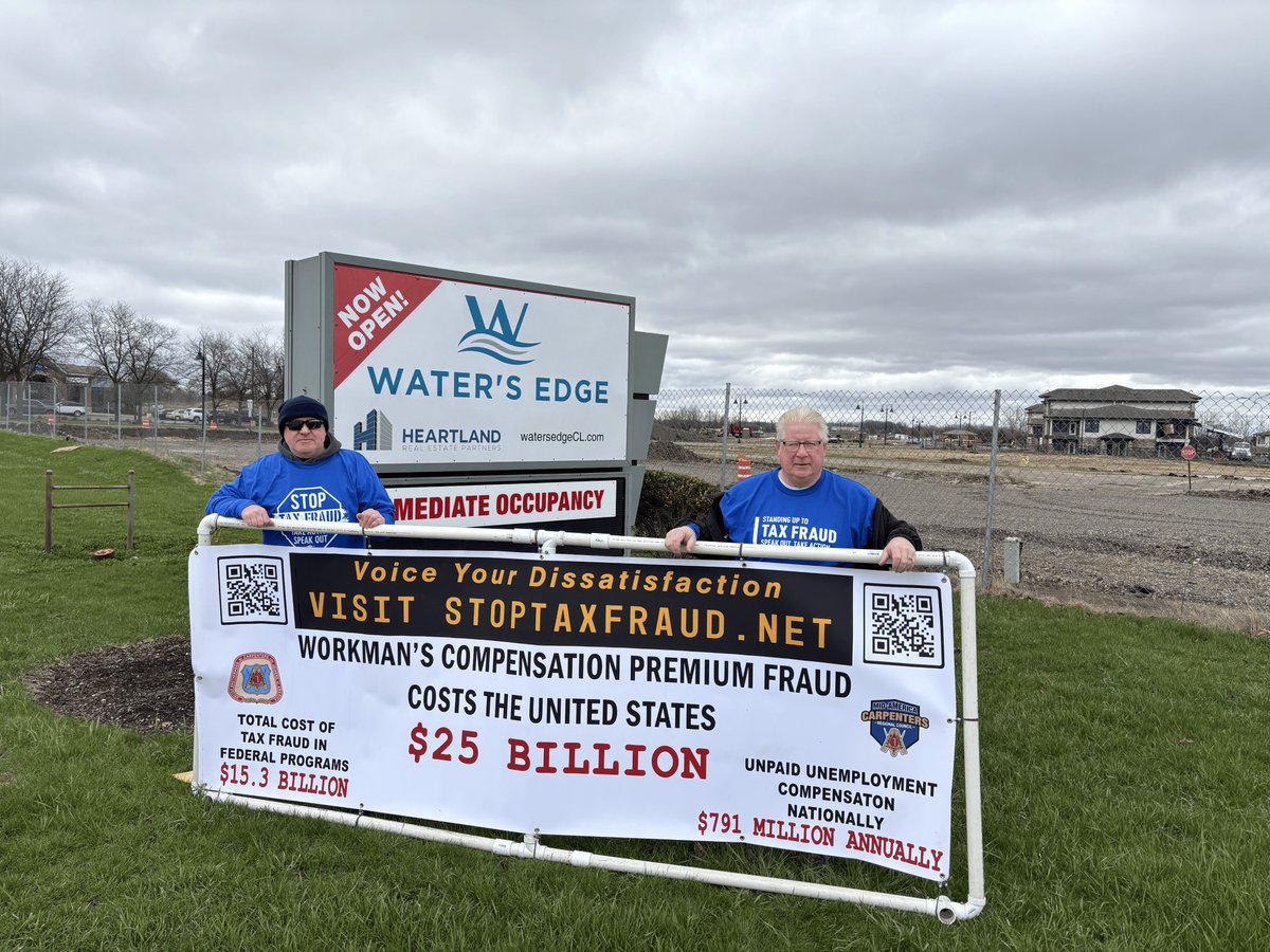 MidAmCarpenters's tweet image. We will not go away quietly in our fight to end construction employer tax fraud and the flagrant abuse of construction workers. Today our members and Reps were back at it in Burbank, IL (#Local10); Crystal Lake, IL (#Local250); Alton, IL; Wood River, IL; Godfrey, IL (#Local664);