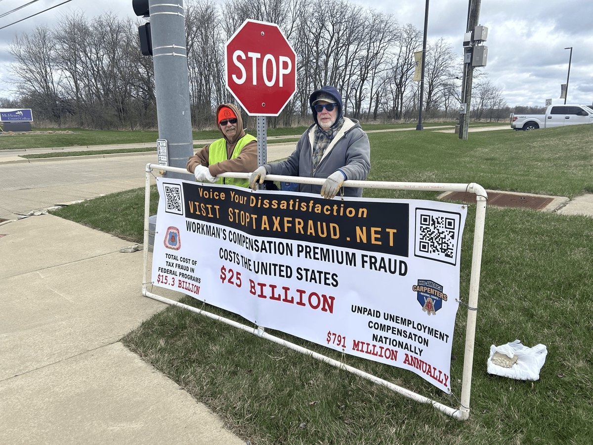 MidAmCarpenters's tweet image. We will not go away quietly in our fight to end construction employer tax fraud and the flagrant abuse of construction workers. Today our members and Reps were back at it in Burbank, IL (#Local10); Crystal Lake, IL (#Local250); Alton, IL; Wood River, IL; Godfrey, IL (#Local664);