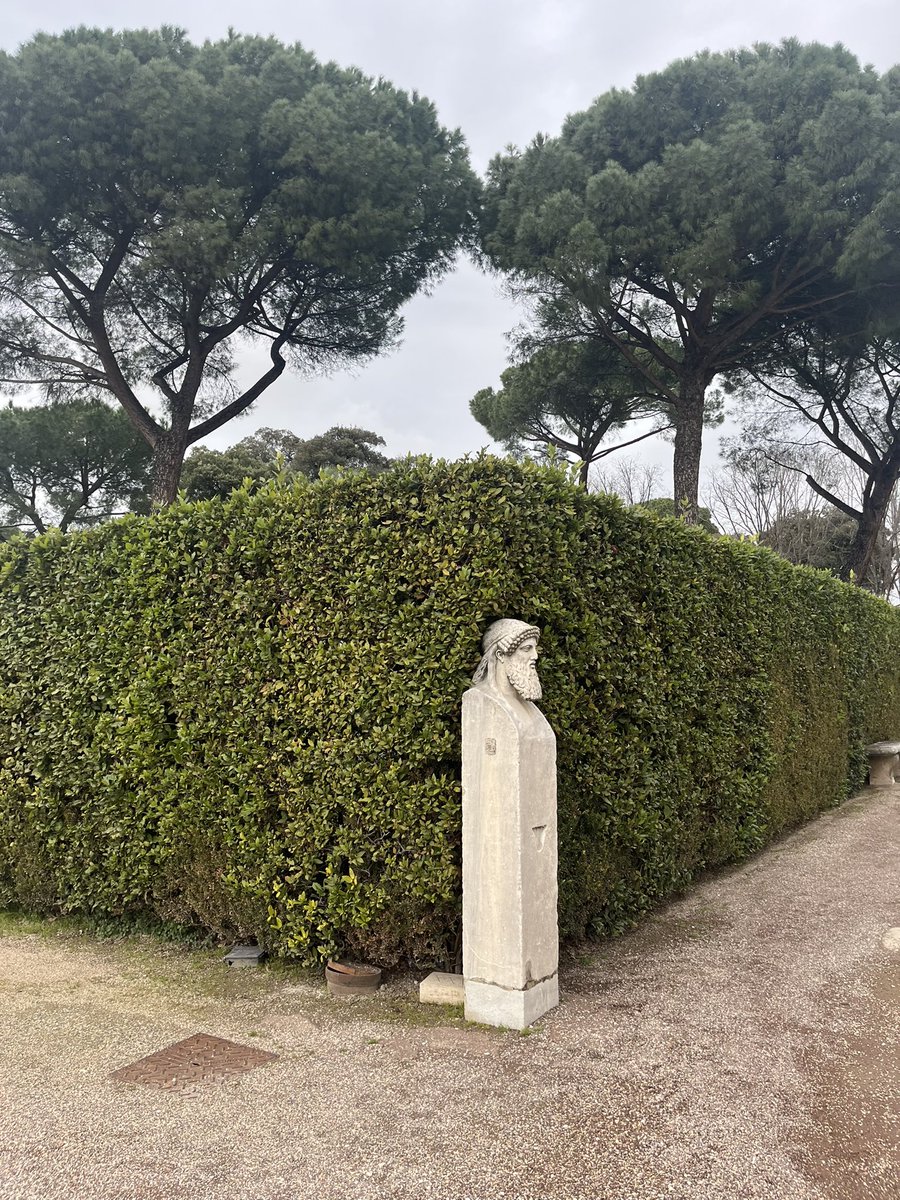 edgarsblog's tweet photo. Overlooking Rome from the gardens of Villa Medici reminded me:
we get so deep into product cycles, client calls, and deliverables that we forget to lift our heads and see the bigger picture. 
 #RomeView #EntrepreneurMindset #VillaMedici #ThinkBig #techandtravel https://t.co/m1vUK3bqtM