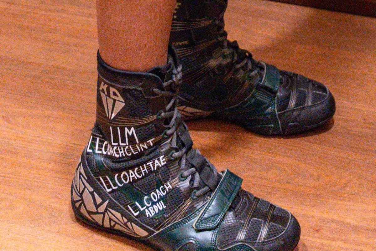 1-0 (1 KO)

preciate eb coming out, many more to come !