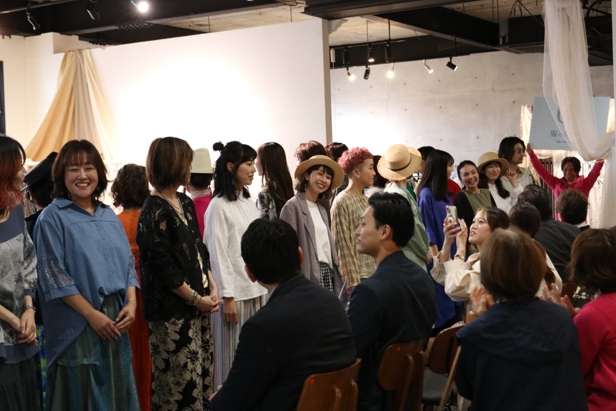 ＼服の交換会の服でファッションショーに参加／

ワンピース20周年記念イベント『Open the Next』の
ファッションショーに服の交換会が参加しました！

詳細はこちら💁‍♀️
instagram.com/p/DIdlIogT9Oz/…