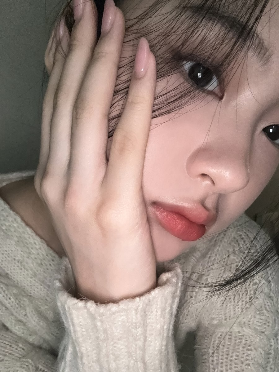 키야의 셀프 메이크업✨ 

#KiiiKiii #키키 #KYA #키야