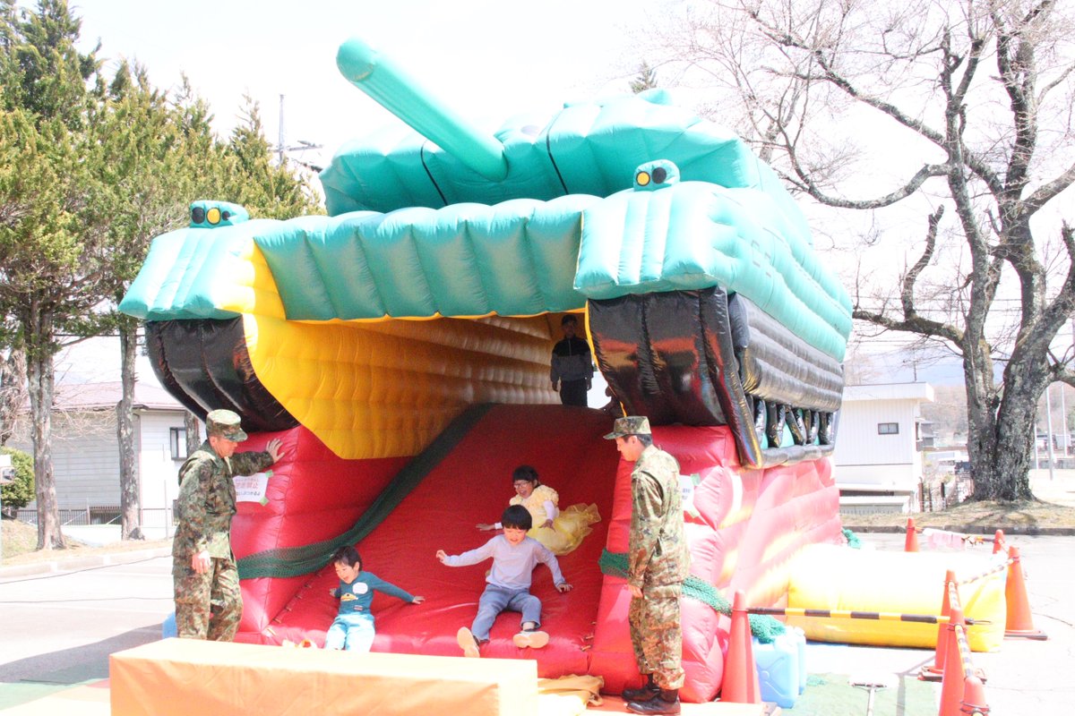 4月12日（土）#北富士駐屯地 創立65周年記念行事】 今年も多くの