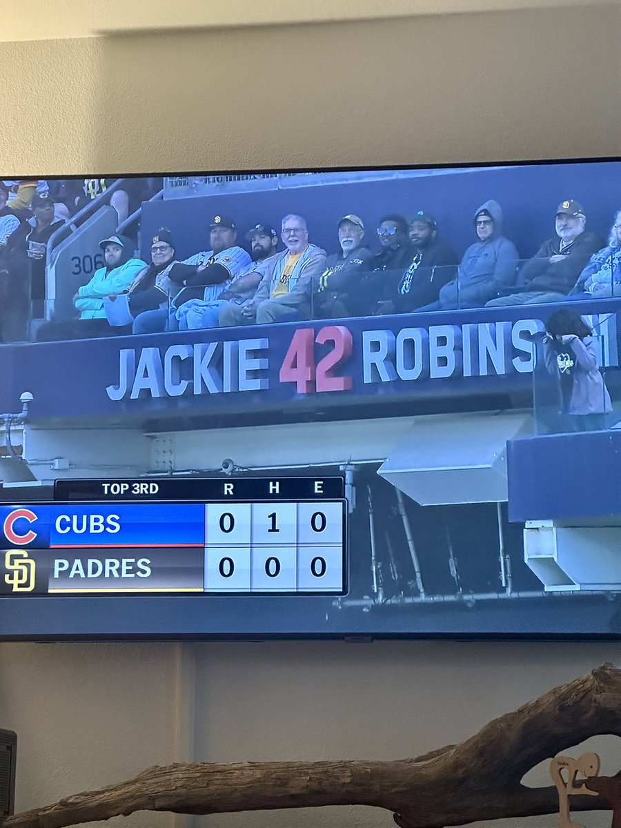 bfrischy7's tweet image. I wonder if Trump is against Jackie Robinson Day? Prolly lol #MLB #JackieRobinsonDay