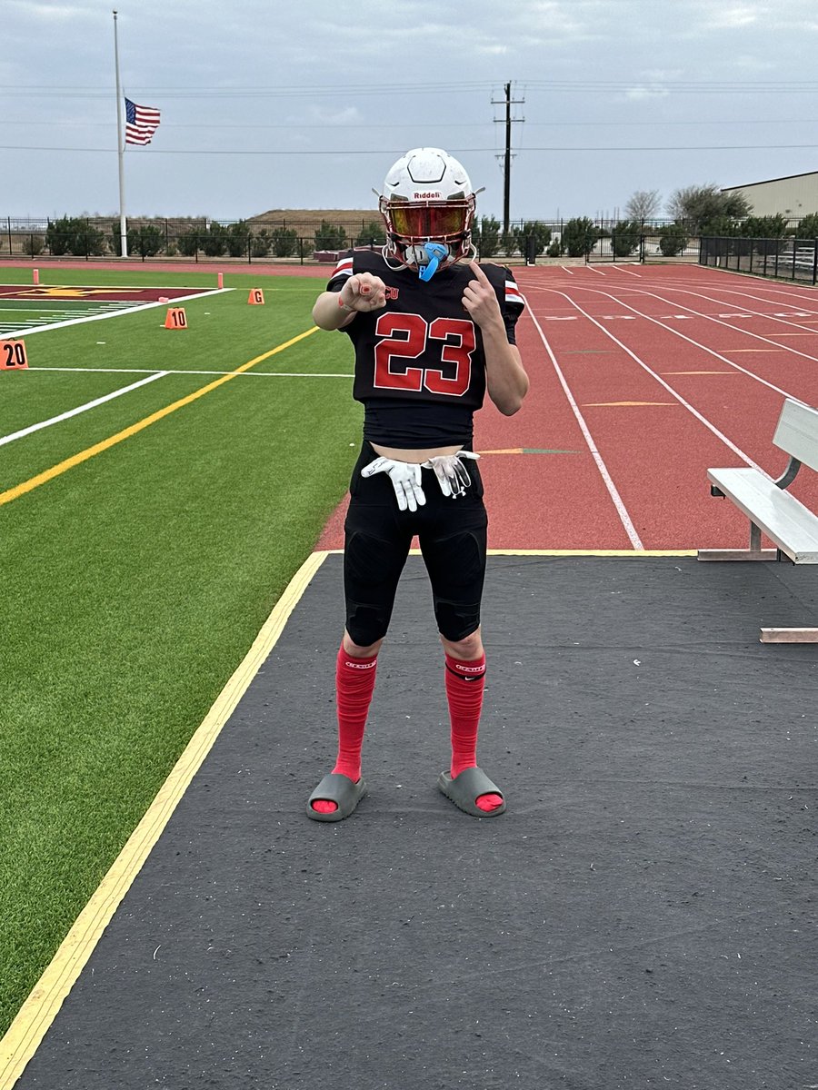 I am blessed to receive an invite to the <a href="/youareathlete/">You Are Athlete</a> National Junior Showcase camp in 📍HTX
I had originally missed the Regional Camp in Dallas ; I am grateful for a chance to compete and will be in attendance ! 
#agtg <a href="/Coach_Dchandler/">Dakota Chandler</a> <a href="/DP_Strength/">Deer Park Strength</a> <a href="/Rivals/">Rivals</a>