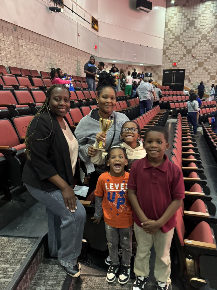 Fabby19 (@fabercrombie_) on Twitter photo Great evening celebrating a fantastic student representative for STES at the Yes I Can Awardโs Ceremony. We are so proud of you! <a href="/StonewallTell/">Stonewall Tell ES</a> <a href="/NPorter17/">Nikki R. Porter</a> @aplatimore <a href="/FCS_SEC/">FCS SEC</a> Great evening celebrating a fantastic student representative for STES at the Yes I Can Awardโs Ceremony. We are so proud of you! <a href="/StonewallTell/">Stonewall Tell ES</a> <a href="/NPorter17/">Nikki R. Porter</a> @aplatimore <a href="/FCS_SEC/">FCS SEC</a>