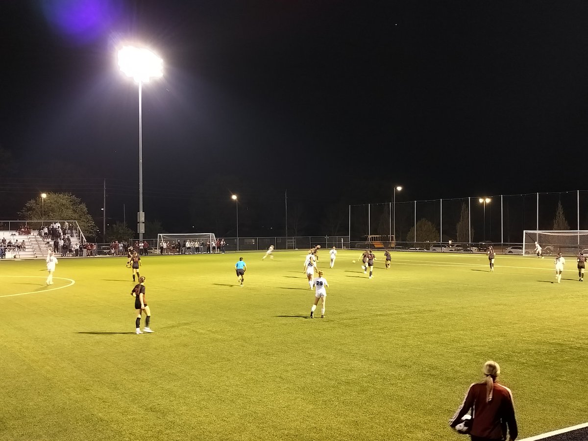 LawHS_Athletics's tweet image. Congratulations to your lady lions on a comeback victory this evening! It's a great day to be a lion!

Game 1 JV
Lawrence High 0
Gardner Edgerton 0

Game 2 Varsity 
Lawrence High 2
Gardner Edgerton 1

@SFLLeagueKS
@sportsinkansas 
@LJWpreps