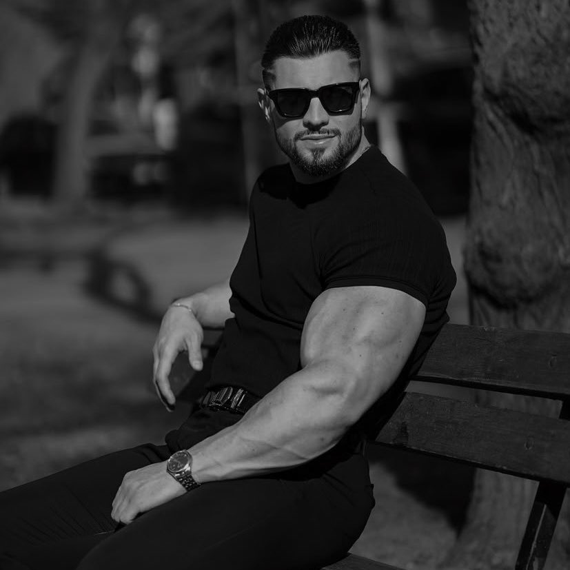 ─𝐀𝐫𝐭𝐡𝐮𝐫 (@mr_arthuur) on Twitter photo 