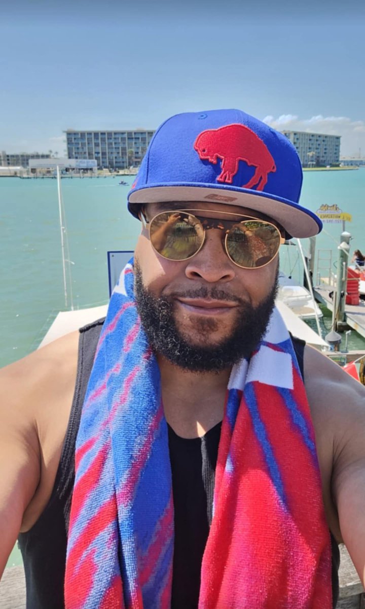Blaklikeme's tweet photo. #billsmafia https://t.co/t8CshY8Lhp