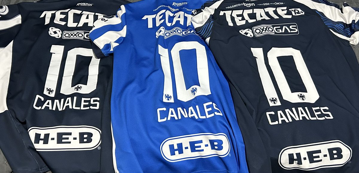 12 años sin ponerle nombre de un jugador a mi jersey hasta que llegaste tu.
Por favor no te vayas <a href="/SergioCanales/">Sergio Canales</a>