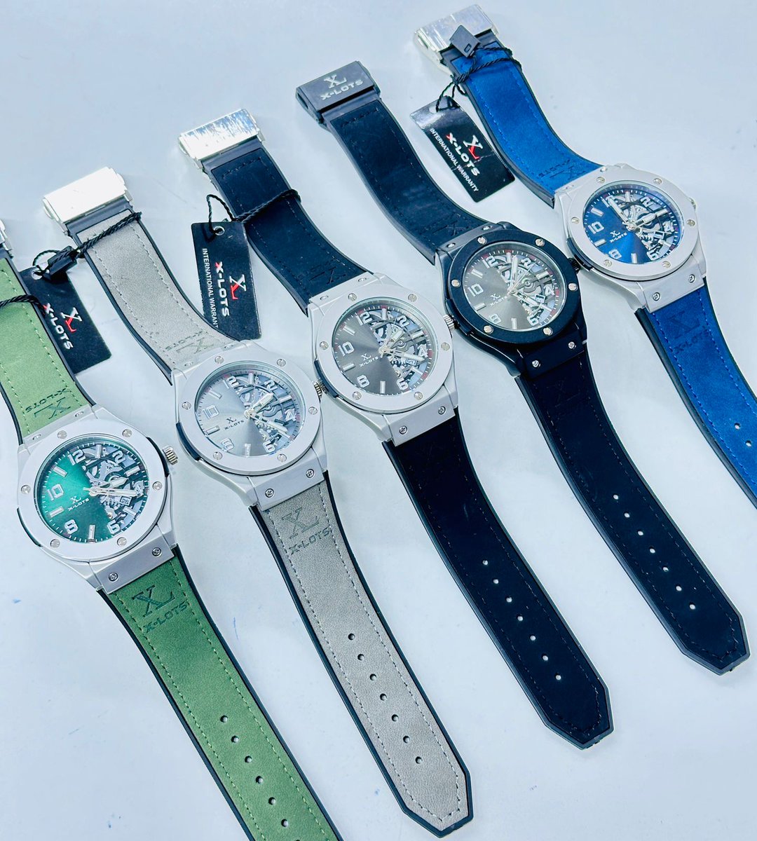 MagxiMagxi's tweet photo. X-LOTS WATCH ⌚ 
AVAILABLE QUANTITY WHOLESALE PRICE EXPORT FROM DUBAI
ORDER INQUIRY   🔴🔴🔴
WhatsApp No ☎️ +971568659784 
Gmail ✉️ magximagxi3@gmail.com 
#SmartWatchDubai 
#SmartWatchAfrica #Export #Tanzania 
#smartwatchreview #smartwatchultra 
#magximagxi #mobileaccessories https://t.co/neuzPxJ8CD