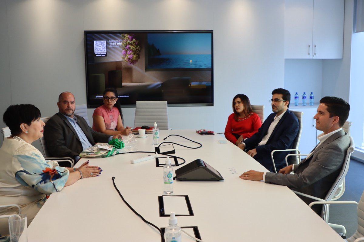 El Patronato de Nutrición agradece al Lcd. Juan Emilio Lasso, Presidente del Banco BANISI, por sumarse como aliado en nuestra misión de Impactar Vidas.
Gracias a su valiosa donación, será posible fortalecer el sistema de riego de la Granja Tucuesito en Coclé.