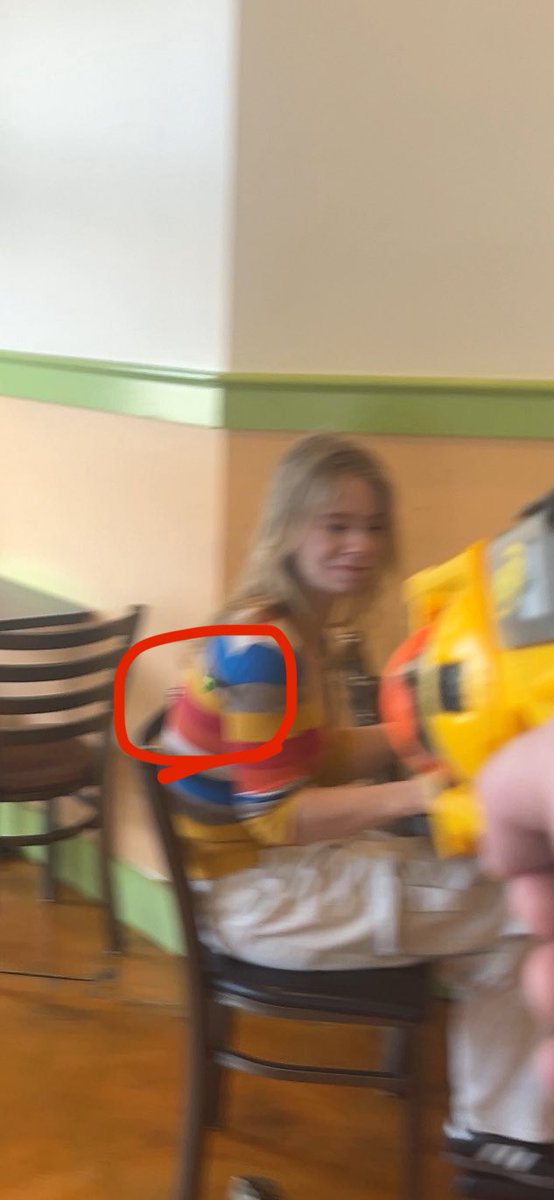 ocgrandmasterba's tweet photo. @ocgrandmasterba gets the kill on autumn whilst on a date with Michael Kincer (TOK-5:46 PM) @OCNERFWARS25 https://t.co/PhTKwmhTyu