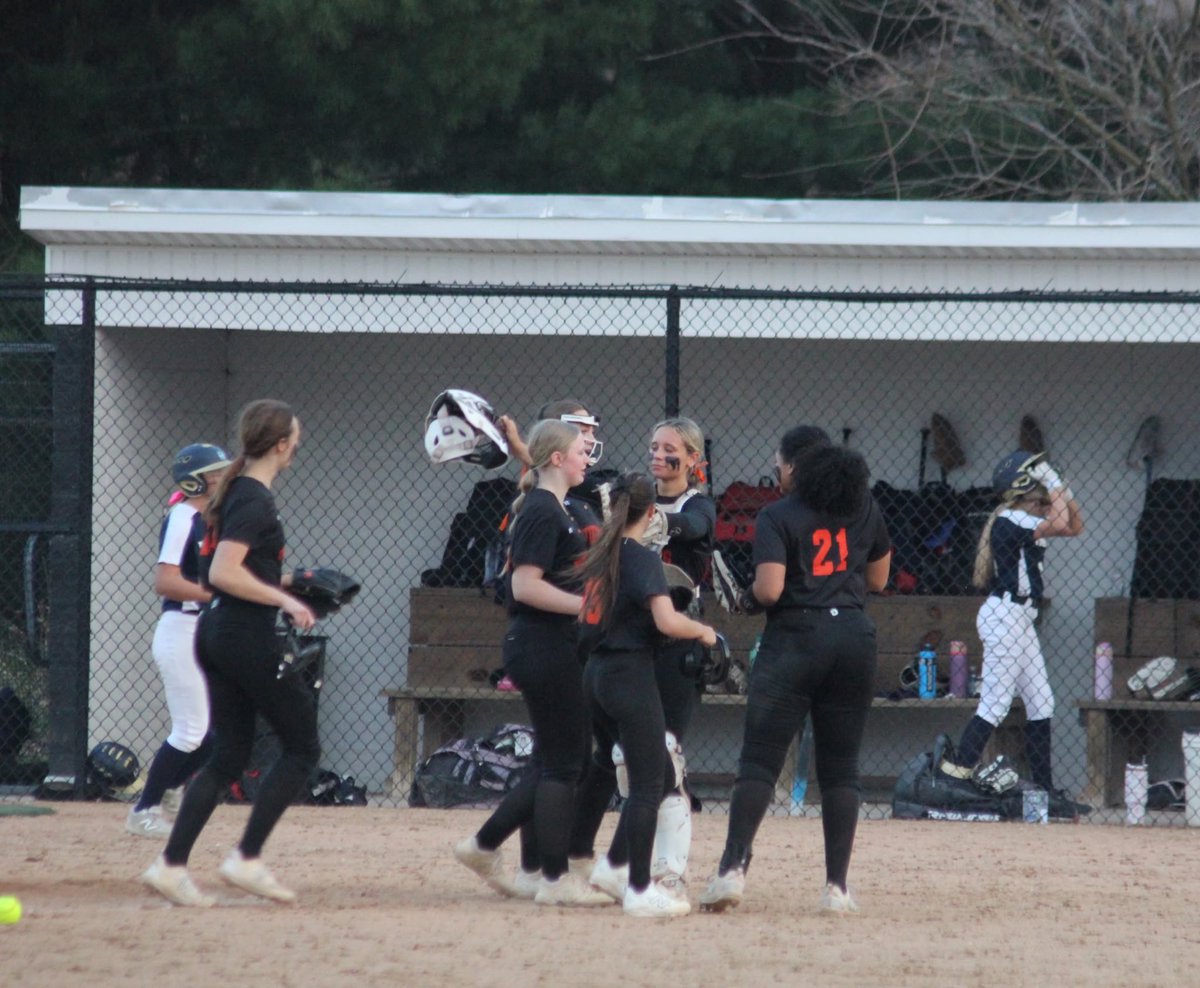 After throwing 7 innings with JV (11Ks) I got to close out the varsity game.  Struck out the first batter and popped out the next 2.  D had my back and the varsity girls were so supportive!  Go <a href="/HooverSoftball/">Hoover Softball</a> !

<a href="/OhioLasersBlue/">Ohio Lasers 2028 - Gaskill</a> <a href="/CoastRecruitsSB/">Coast Recruits 🥎</a> <a href="/Softball_Home/">Softball Home🥎</a> <a href="/SBRRetweets/">Softball Recruiting Reposts</a>