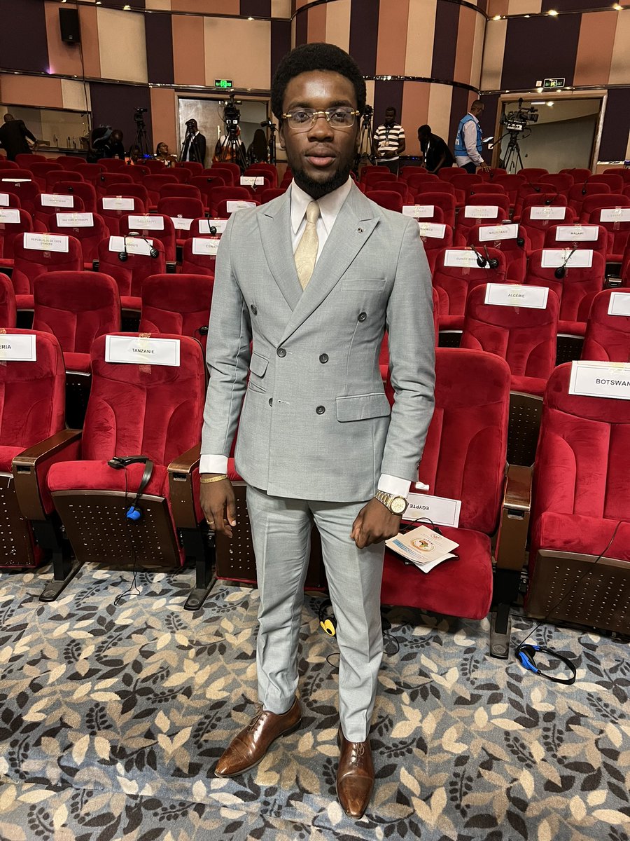 LevisVrai's tweet photo. J’ai eu l’honneur de participer Ce mardi 15 avril 2025 au Fleuve Congo hôtel,ou le Chef de l’État SEM Félix Tshisekedi a présidé la cérémonie d’ouverture de la 16ème réunion du Conseil des ministres en charge du Commerce de  la Zone de Libre Échange Continental Africaine (ZLECAF) https://t.co/3mv1yDCr3i