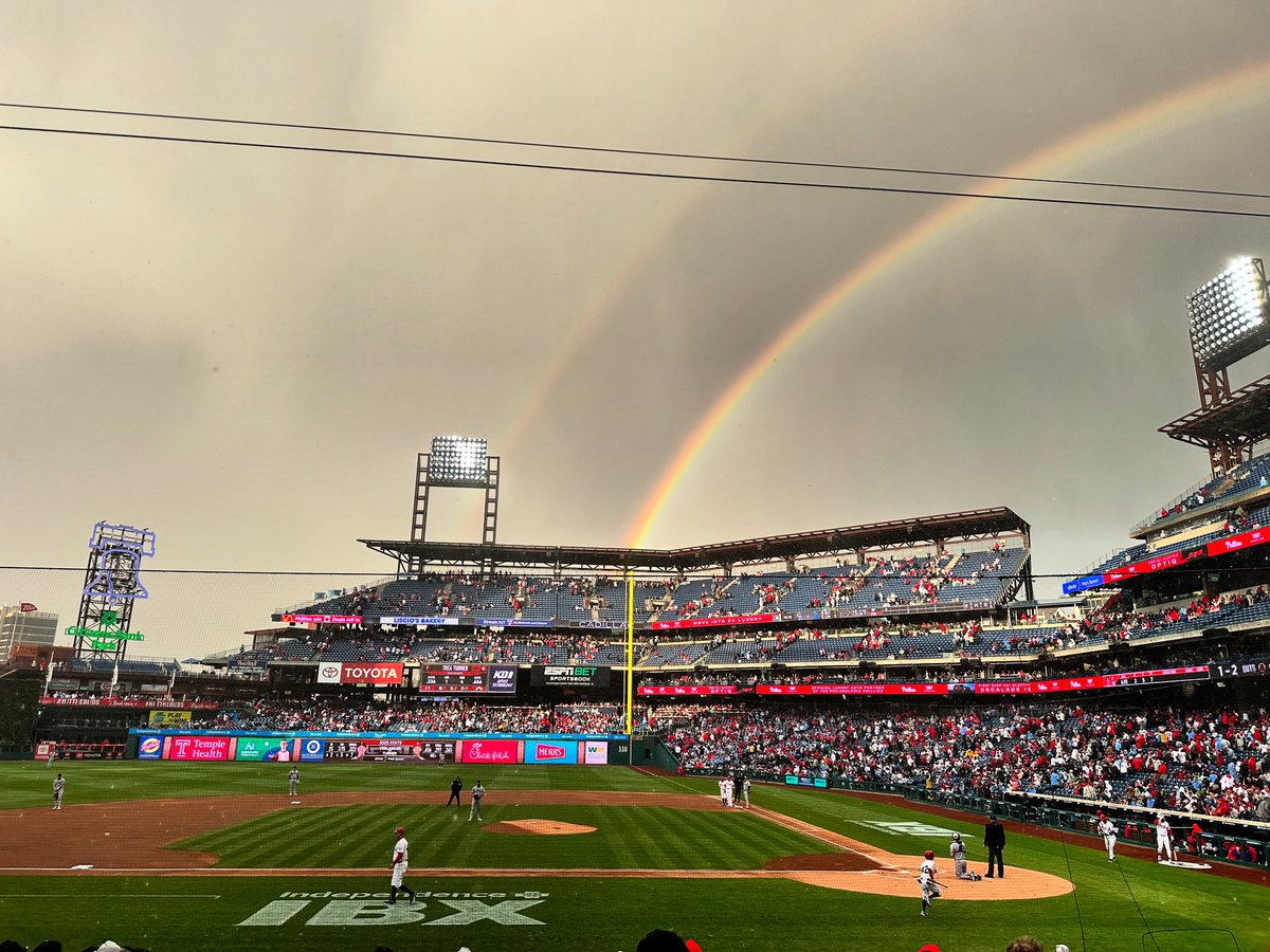 A sign of brighter days ahead for the #Phillies 🌈