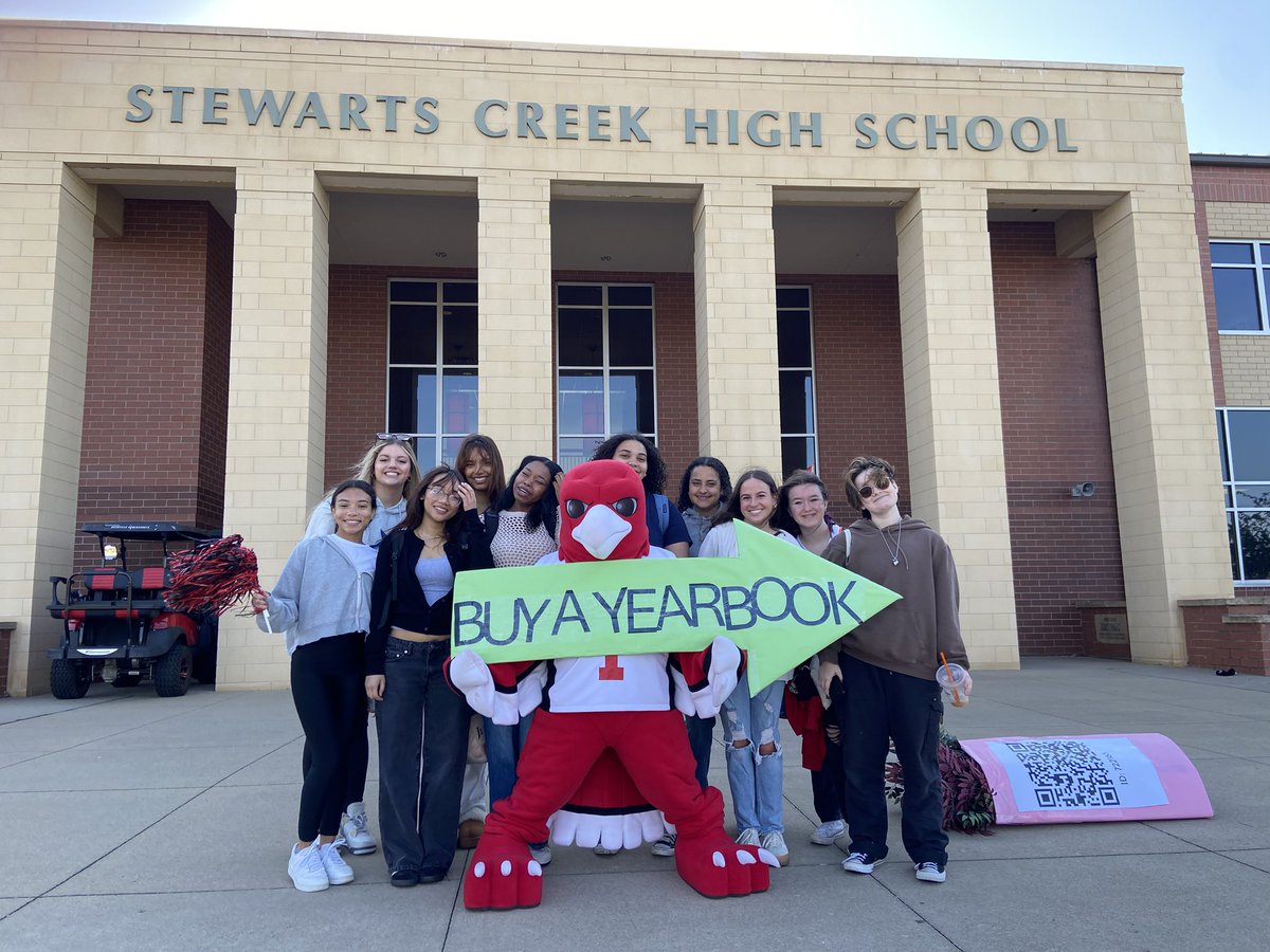 Yearbook_schs tweet media