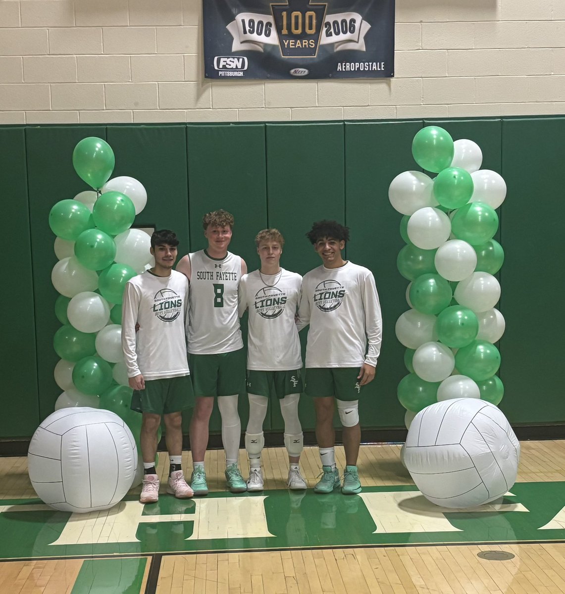 sflionssports's tweet photo. Congrats and best of luck to our SF senior boys volleyball players:  Stefano, Garrett, Travis, Zaydon, and Pranav (not pictured).  #SFLionPride https://t.co/yHzANbkcK4
