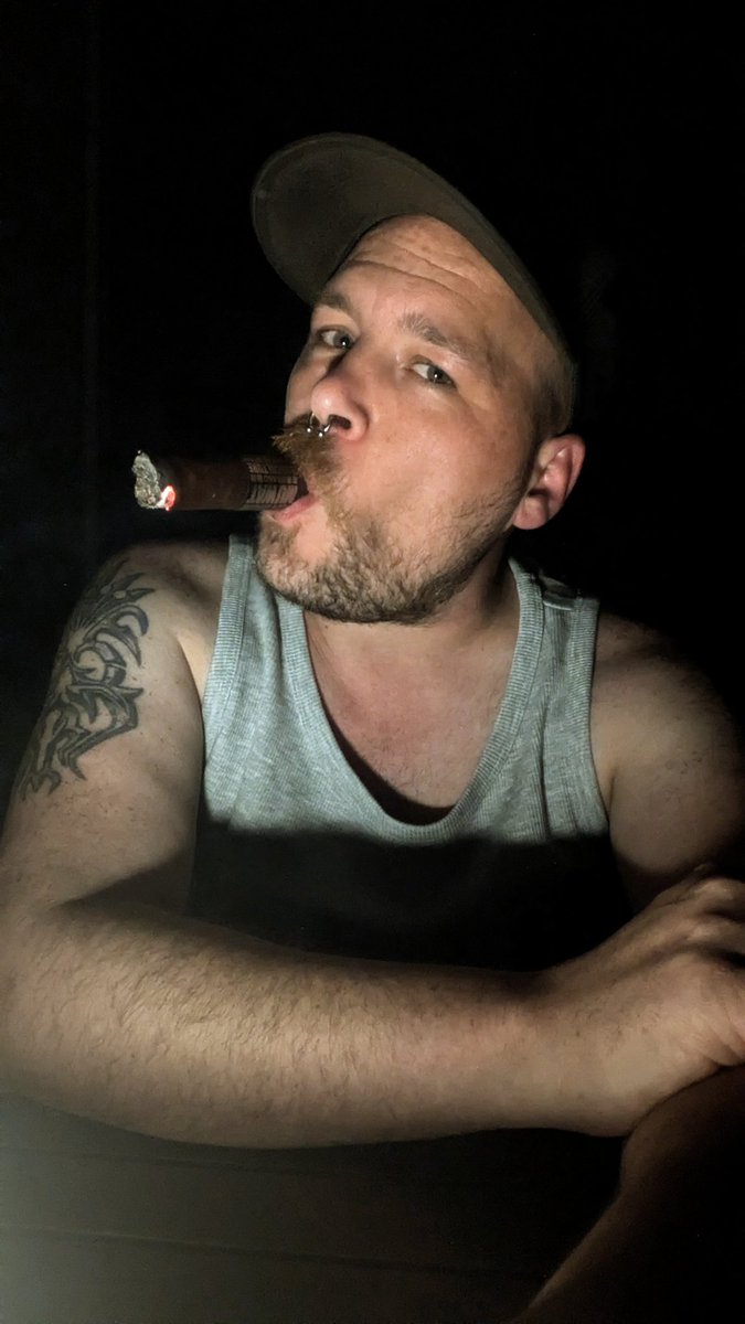 RawkyAfterDark's tweet photo. If you motherfuckers could hurry up over to Bluesky please, that'd be great. ;) https://t.co/lmnLdgwQ9z