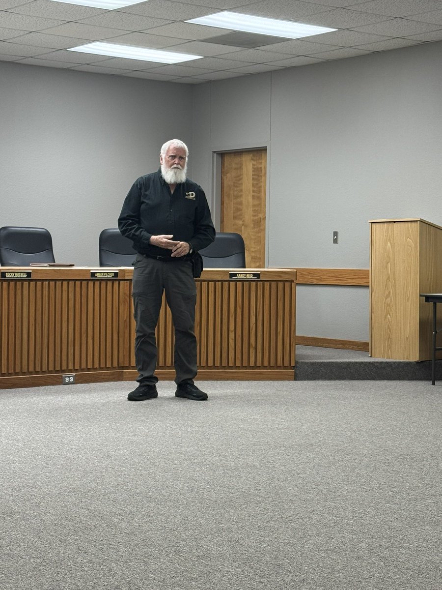 We are taking a moment to honor David Hawley’s 27 years of service to the <a href="/denisonisd/">𝗗𝗲𝗻𝗶𝘀𝗼𝗻 𝗜𝗦𝗗</a> School Board! Thanks for a job well done!