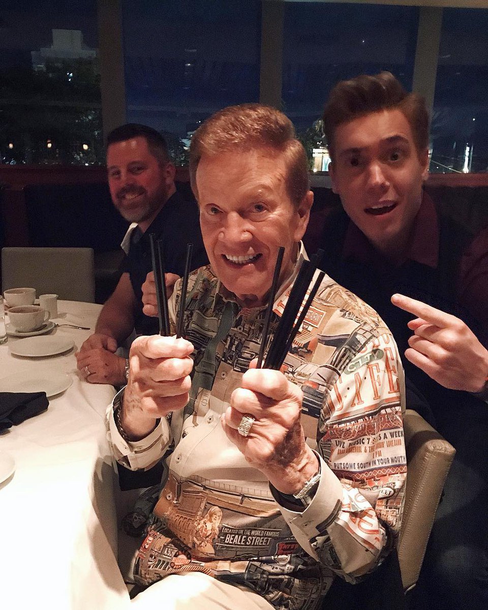 _TylerDean's tweet image. RIP Wink Martindale
Thank you for being such a genuinely hilarious human, for always being so kind to my family, and for being such a great friend to my Dad.
