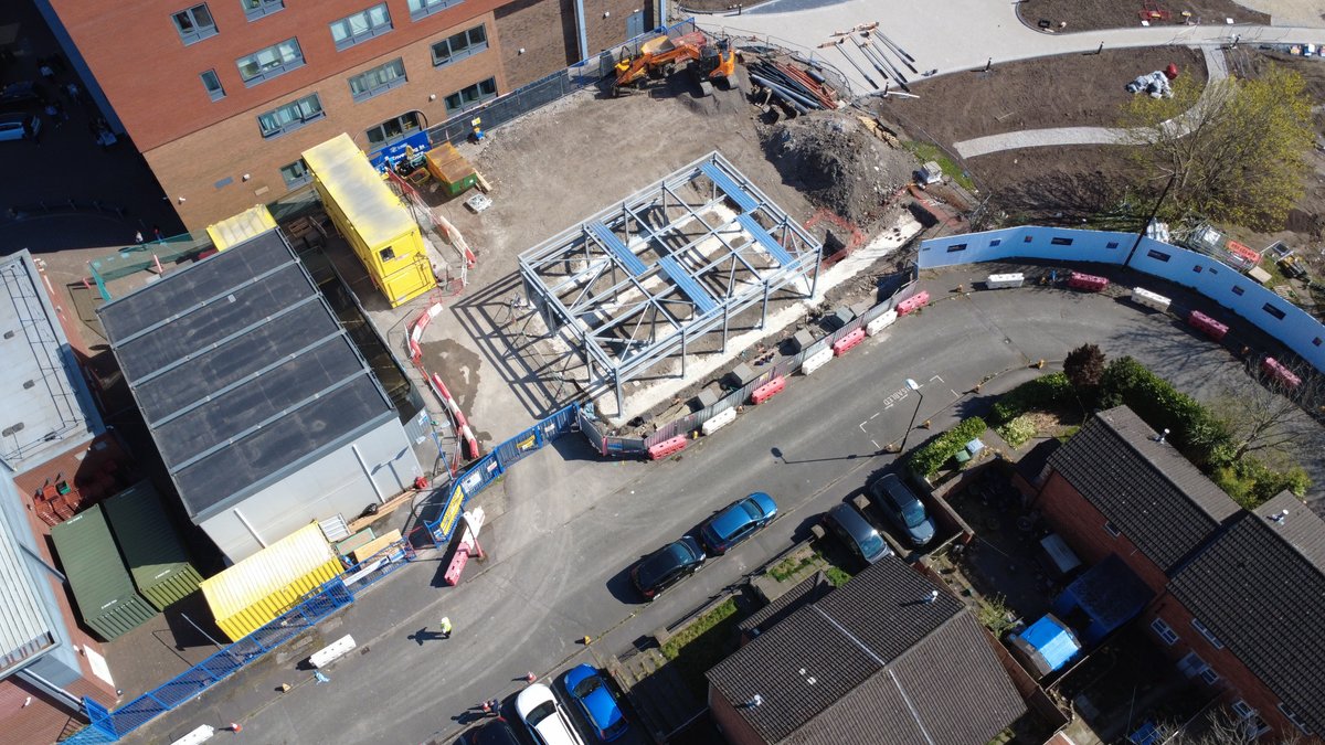 Steelwork and substructure masonry are now complete <a href="/loretocollege/">Loreto College Manchester</a>! The new office/catering facility is coming together nicely🏗️

Great to be working with <a href="/AAProjectsLtd/">AA Projects</a>, <a href="/10architect/">10architect</a> and <a href="/WMLConsulting/">WML Consulting</a>