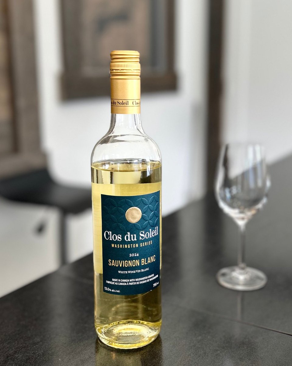 ClosduSoleil's tweet photo. Our tasting room will officially open for the tasting season this Thursday (April 17)! 10am-5pm, Thurs through Mon, closed Tues/Wed. Get all the details:
https://t.co/W5JLfAqFfJ
#closdusoleil #bcwine #similkameenwine #winetasting #tastingseason #winetastingseason #bcwinemonth https://t.co/OjvaBGSoec