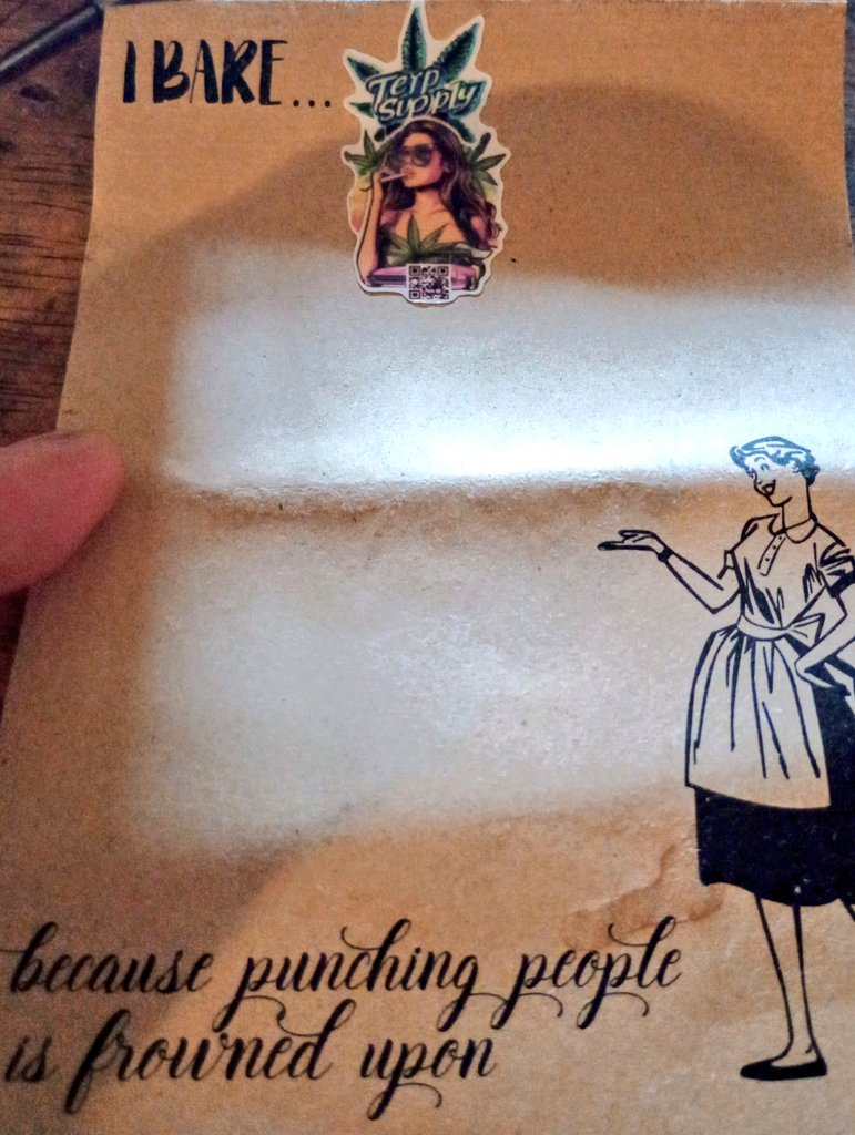 NECanreviews420's tweet image. Happy late 4:20 my West Coast #StonerFam hope everyone's having a litty, chill, relaxing Twisted Tuesday. Big love y'all &amp;amp; happy 4/20 week. Shout out to @TERP_THCA &amp;amp; @leafpalms for the tasty smoke sesh. the orange creamsickle 🍃&amp;amp; the 🫐 OG wraps pair really nicely. 🙏💚🤤😍🔥⛽