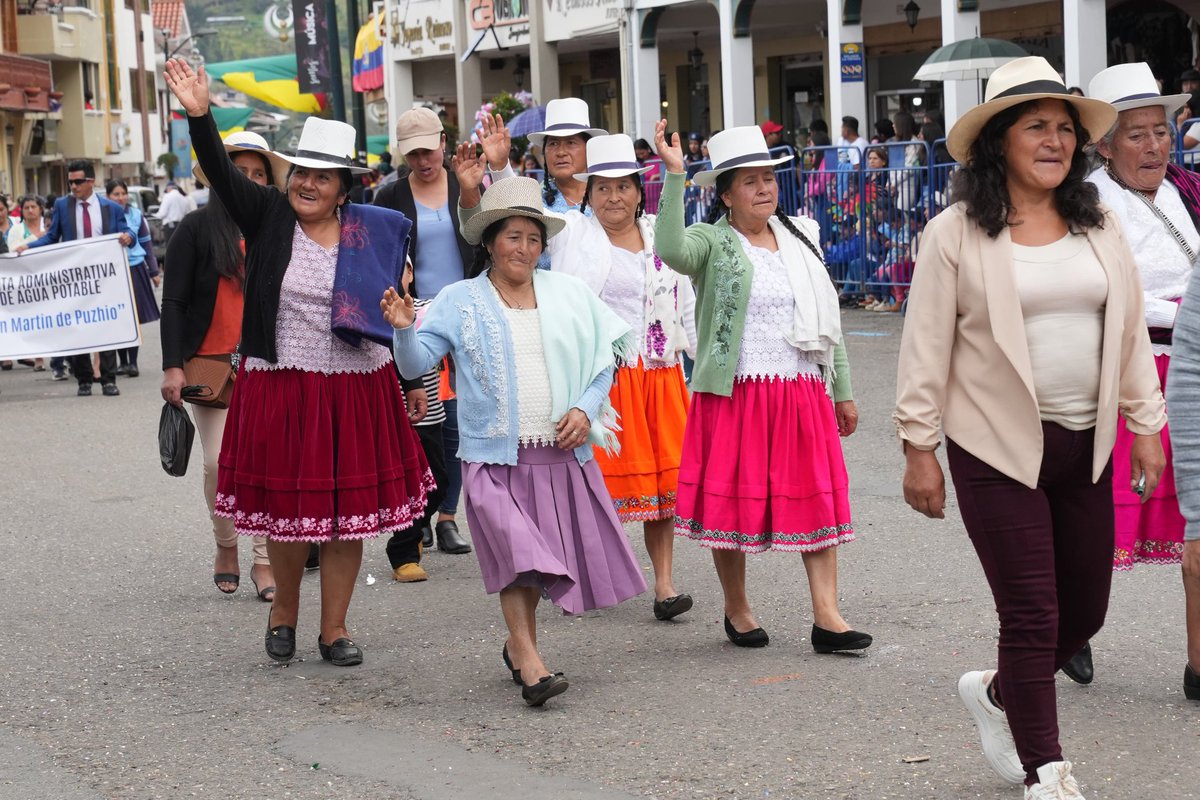 Participamos de la Sesión Solemne por los 33 años de cantonización de #Chordeleg. 🫶

Una tarde de confraternidad, alegría y unidad junto a su linda gente. 🤝